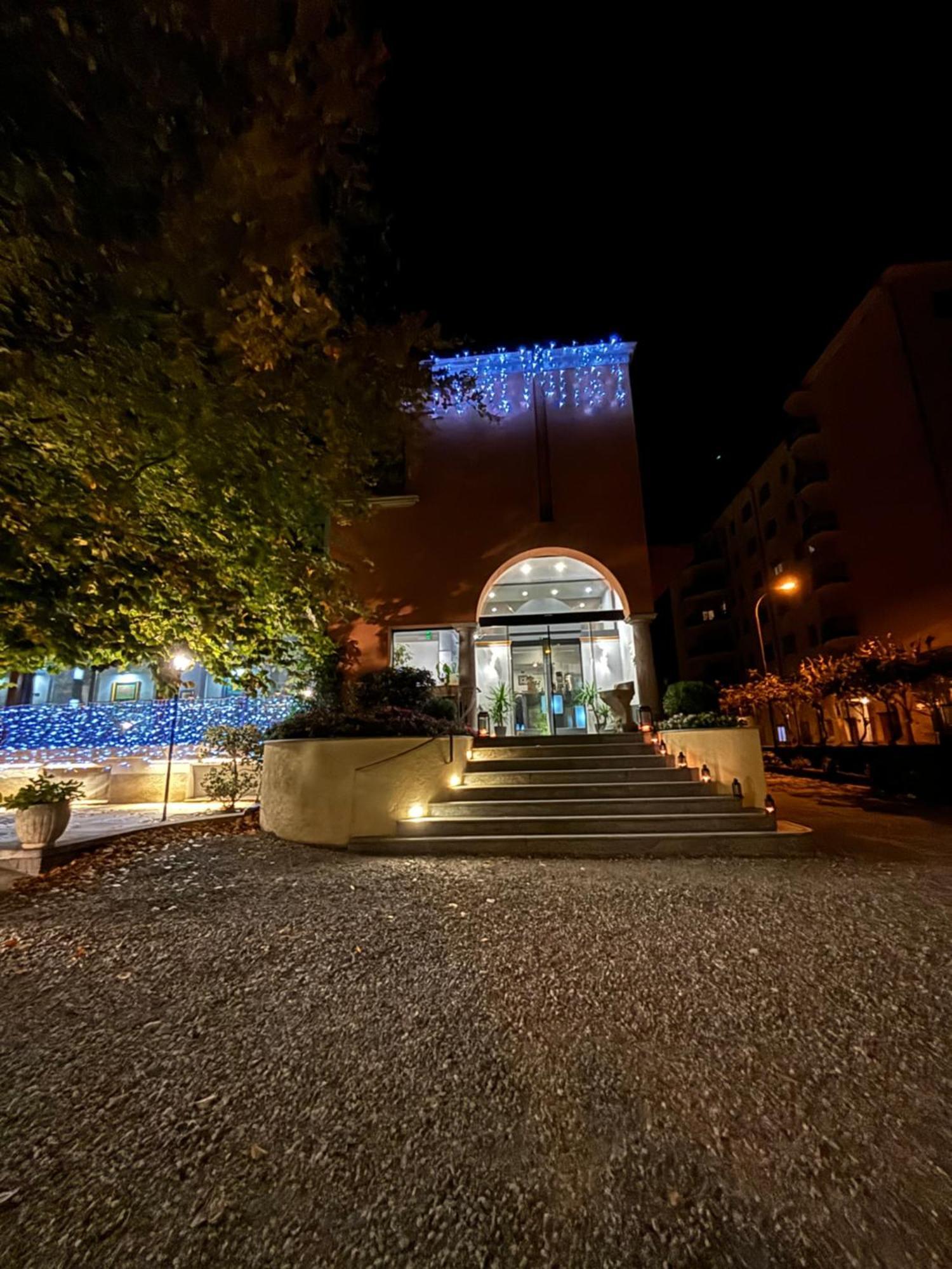 Villa Nasti Hotel Ristorante Canzo Exteriér fotografie