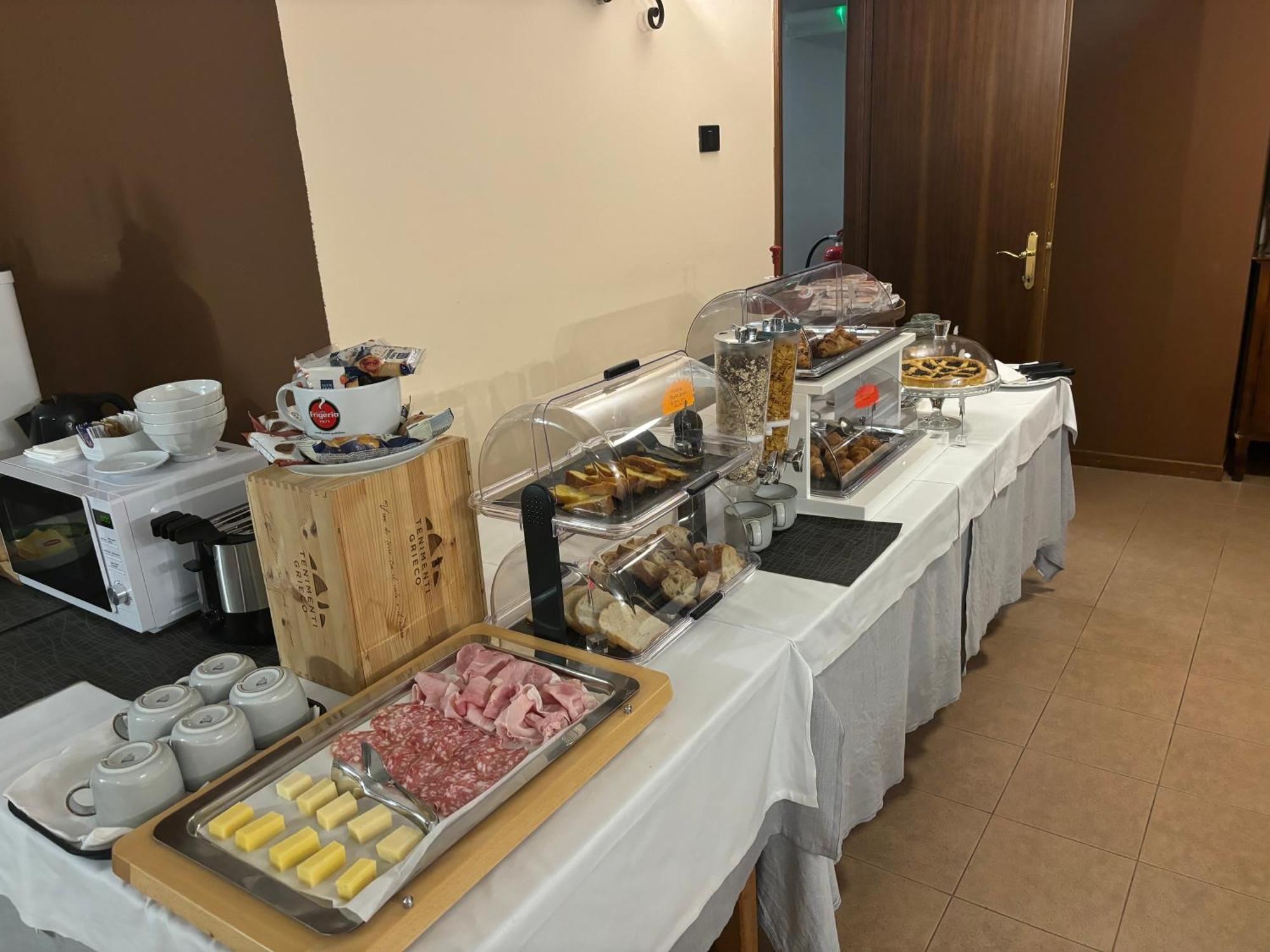 Villa Nasti Hotel Ristorante Canzo Exteriér fotografie