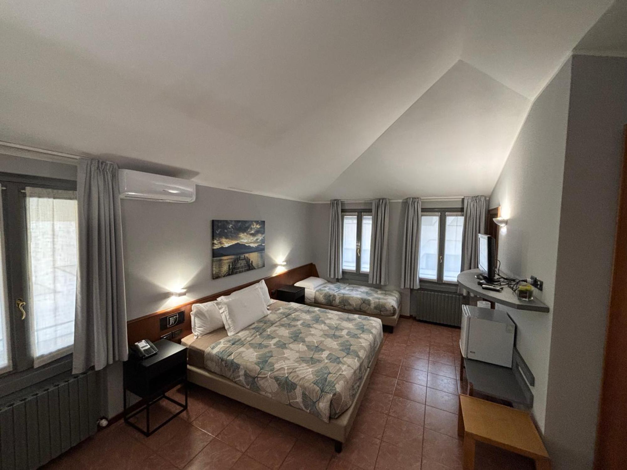 Villa Nasti Hotel Ristorante Canzo Exteriér fotografie