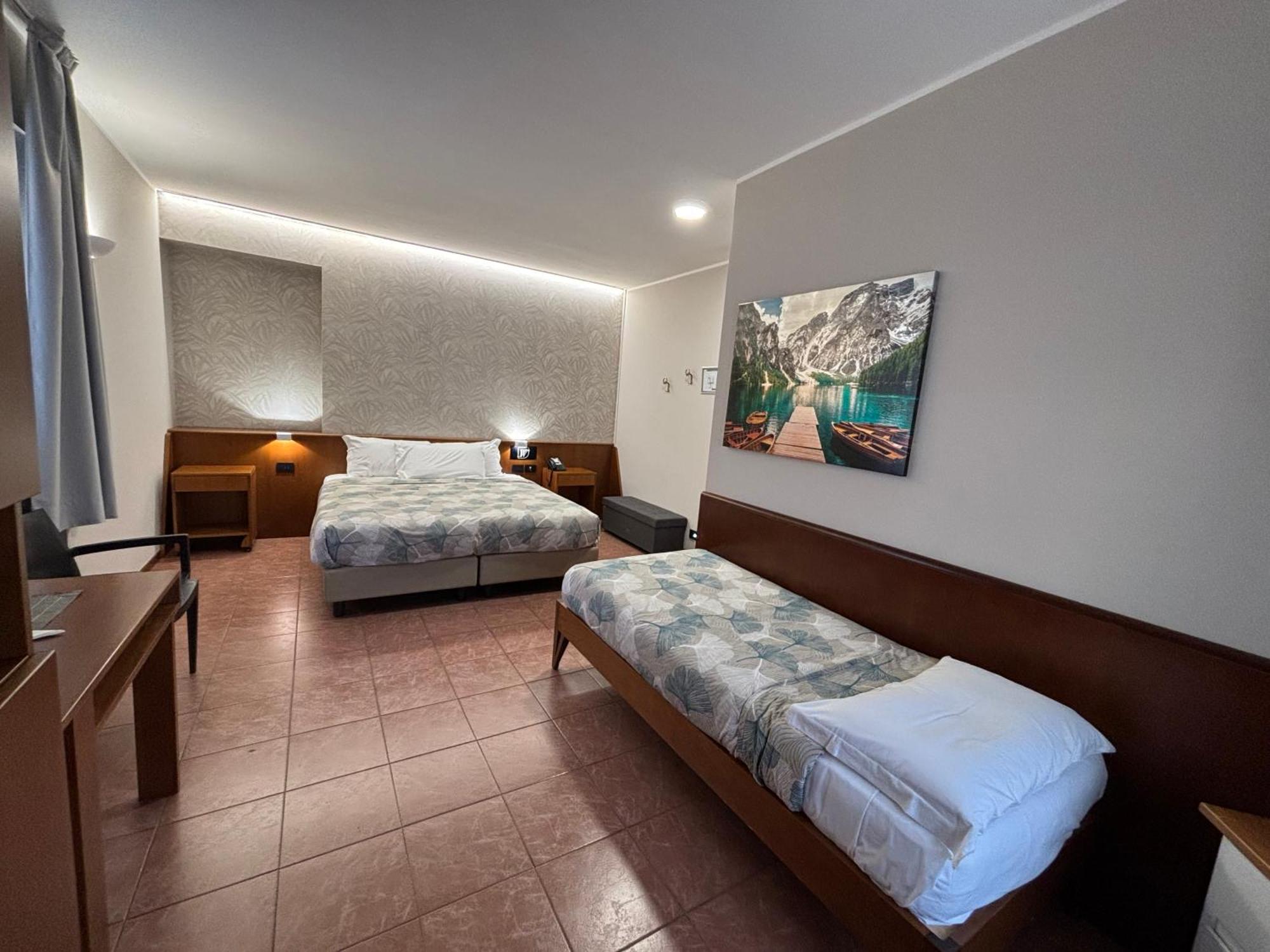 Villa Nasti Hotel Ristorante Canzo Exteriér fotografie